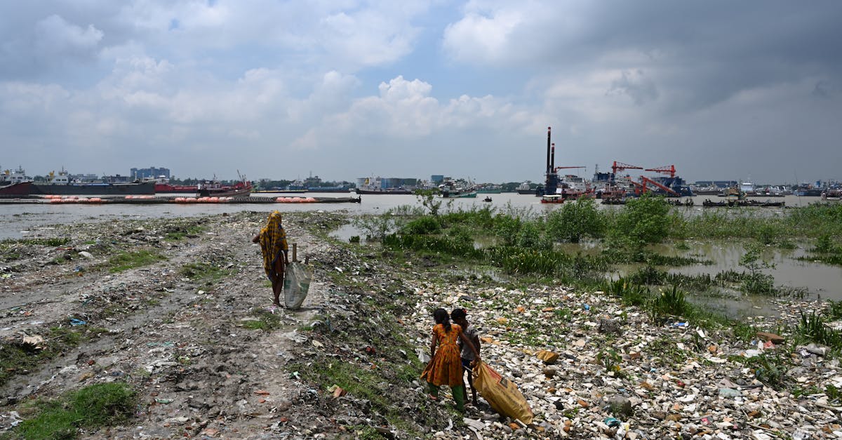 Human Resource Management and Ethical Issues: